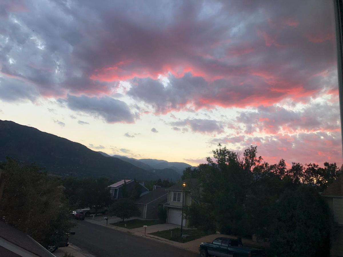 A Colorado With A View - King Homestay *